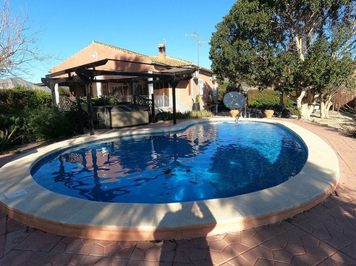 Image No.2-3 Bed Country House for sale