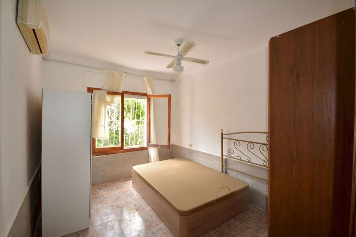 Image No.18-4 Bed Villa for sale