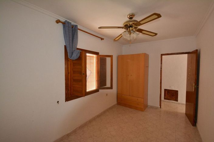 Image No.27-4 Bed Villa for sale