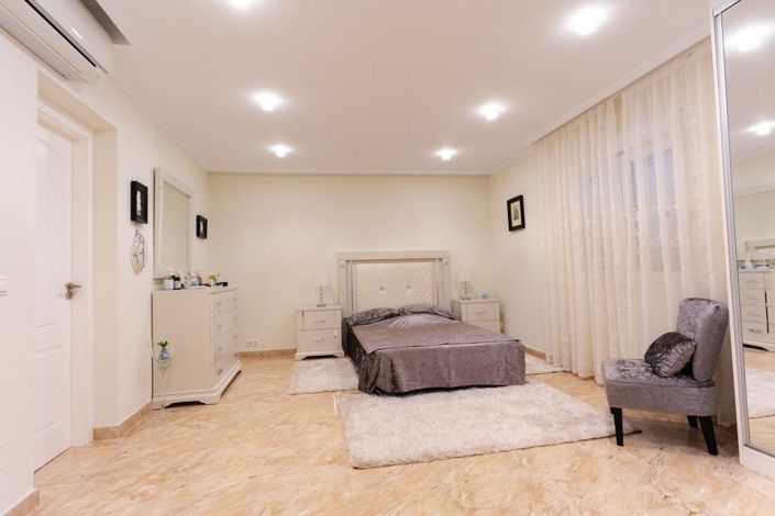 Image No.27-7 Bed Villa for sale