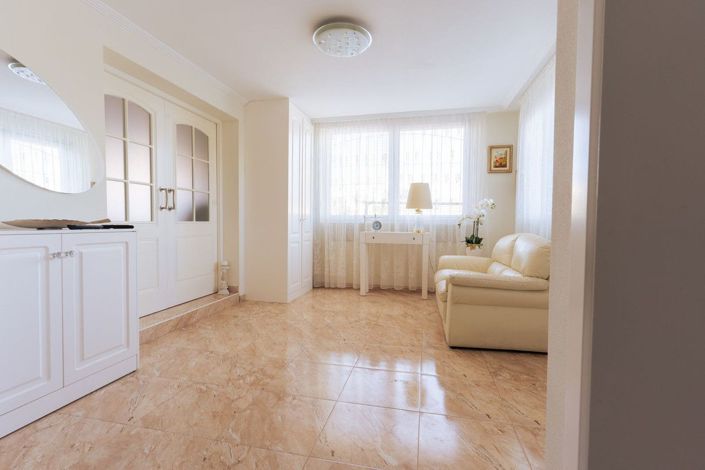Image No.42-7 Bed Villa for sale