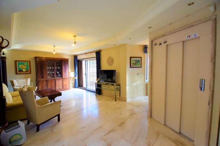 Image No.5-Villa de 5 chambres à vendre à Guardamar del Segura