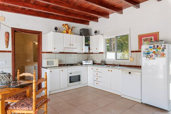 Image No.45-4 Bed Villa for sale