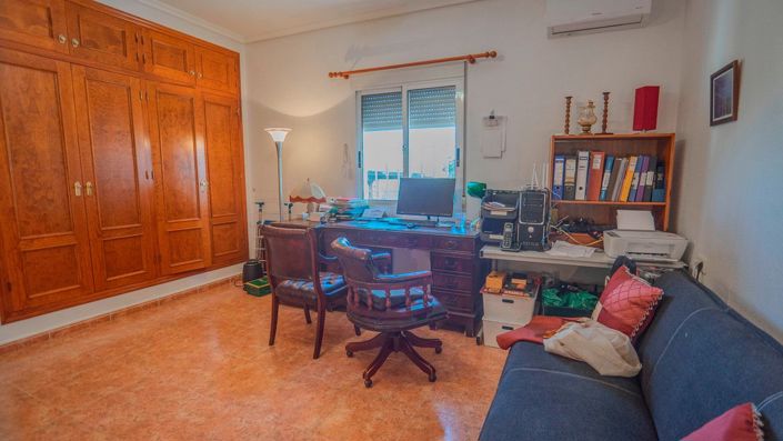 Image No.21-3 Bed Villa for sale