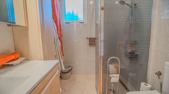 Image No.24-3 Bed Villa for sale