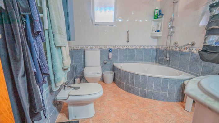 Image No.26-3 Bed Villa for sale