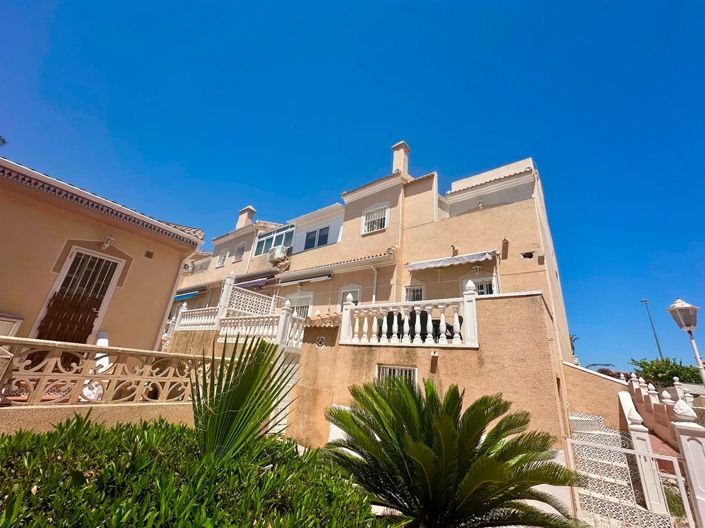 Image No.22-2 Bed House for sale