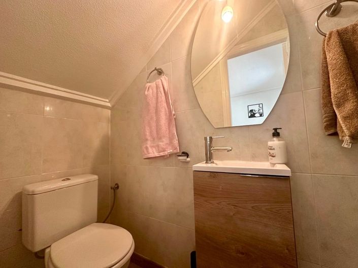 Image No.6-2 Bed House for sale