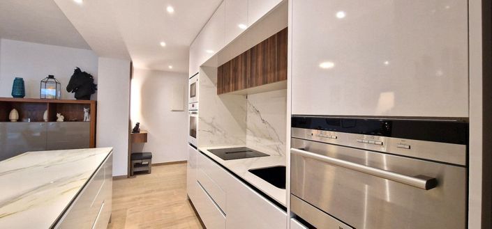 Image No.7-3 Bed Villa for sale
