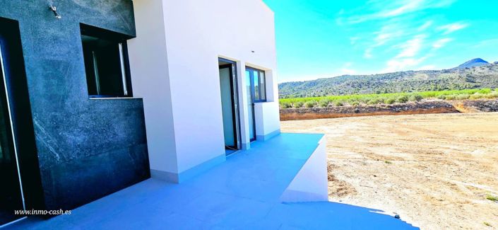 Image No.12-3 Bed Villa for sale