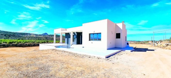 Image No.19-3 Bed Villa for sale