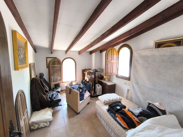 Image No.19-8 Bed Villa for sale