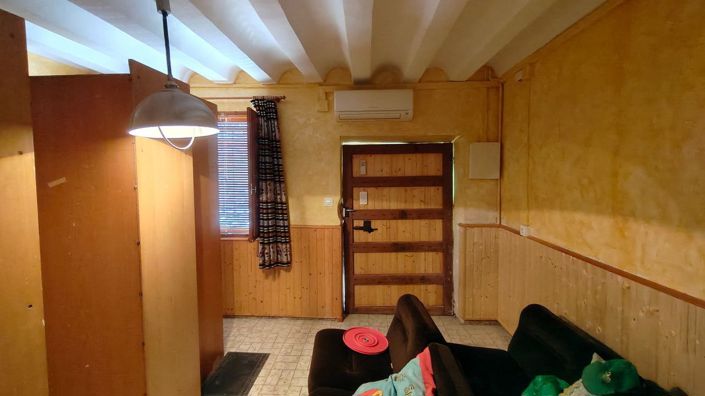 Image No.10-3 Bed Country House for sale
