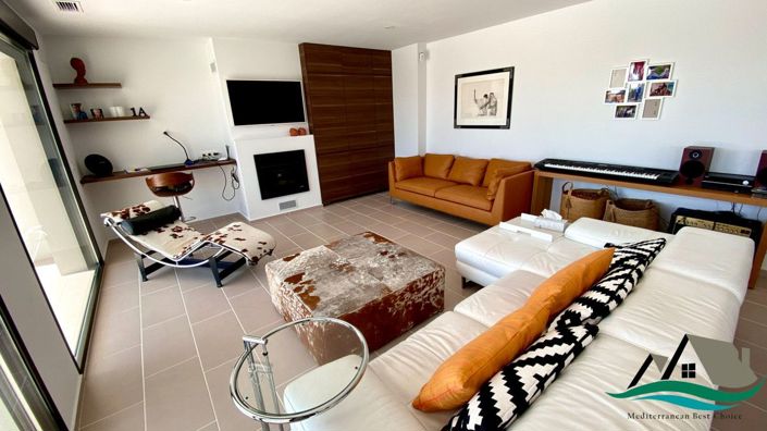 Image No.7-3 Bed Villa for sale