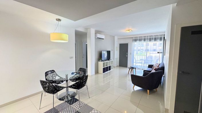 Image No.9-2 Bed Apartment for sale