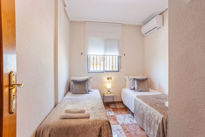 Image No.18-2 Bed Villa for sale