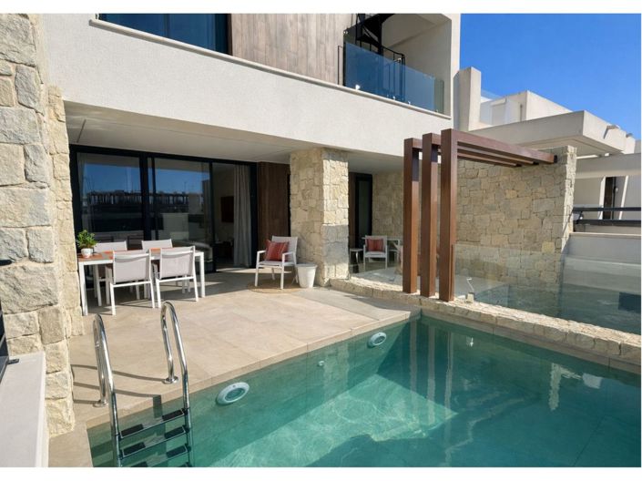 Image No.2-3 Bed House for sale
