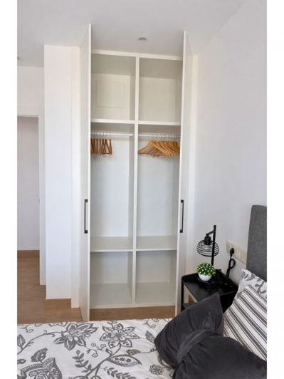 Image No.30-3 Bed House for sale