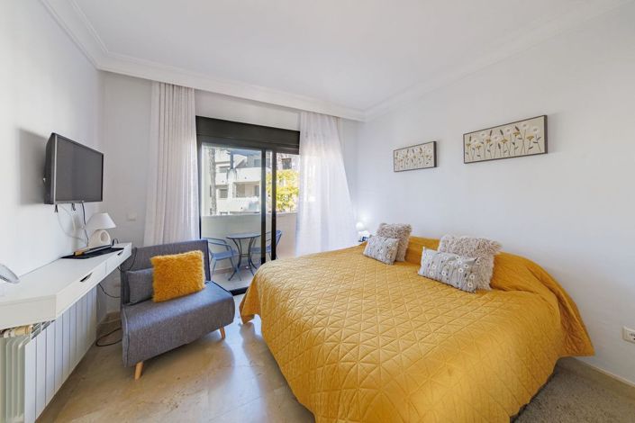 Image No.19-2 Bed House for sale