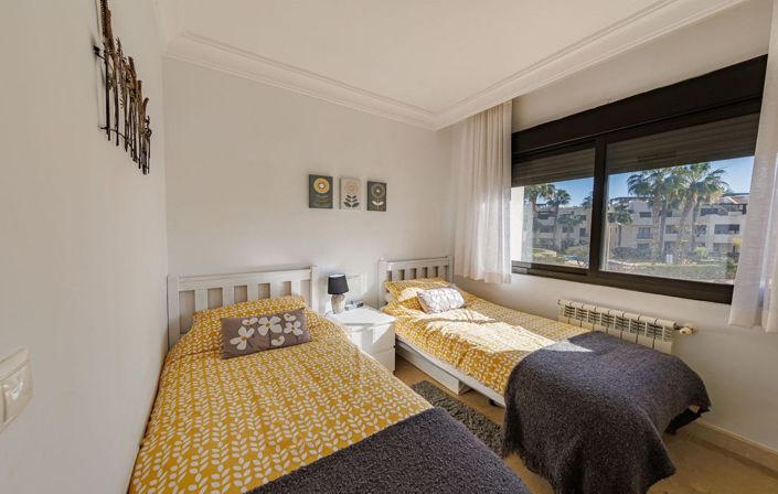 Image No.24-2 Bed House for sale