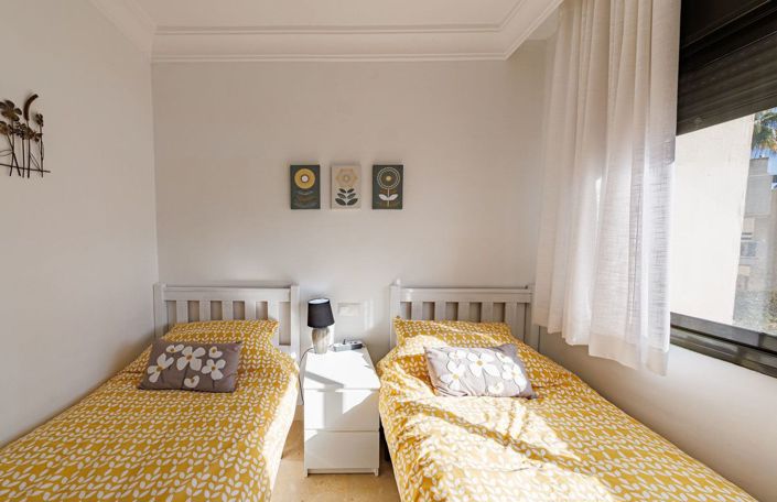 Image No.26-2 Bed House for sale