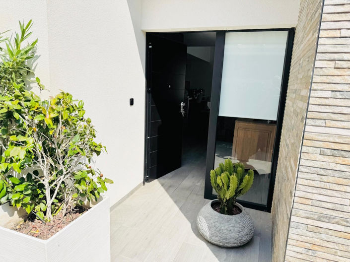 Image No.14-2 Bed Villa for sale