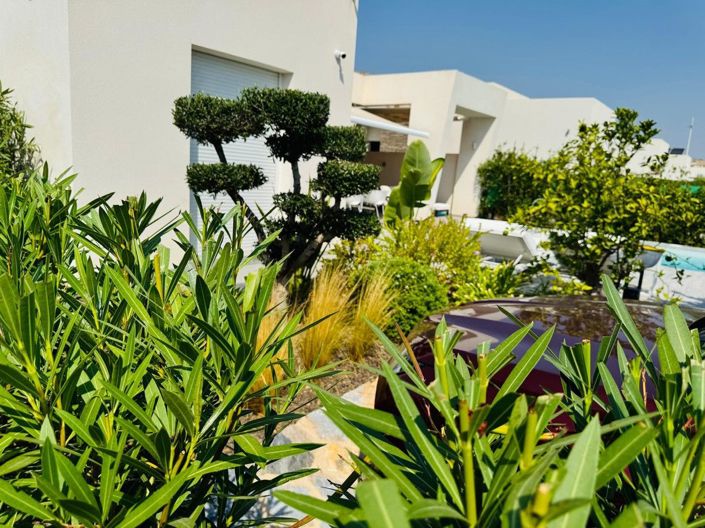Image No.17-2 Bed Villa for sale