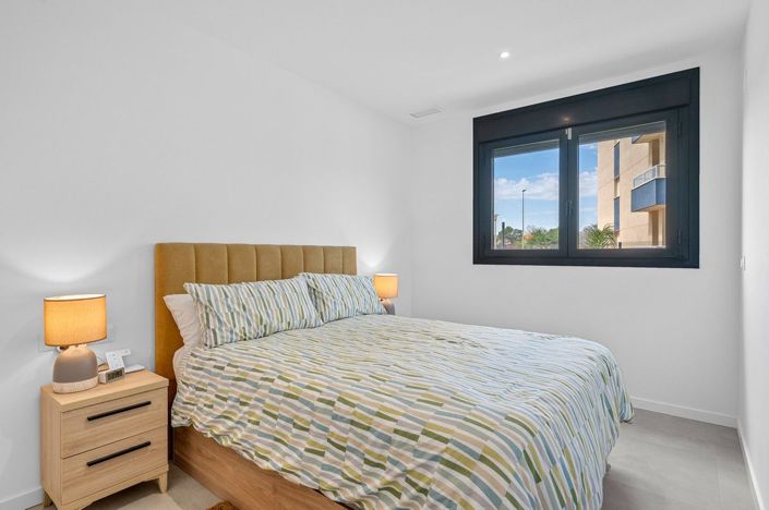 Image No.19-3 Bed Apartment for sale