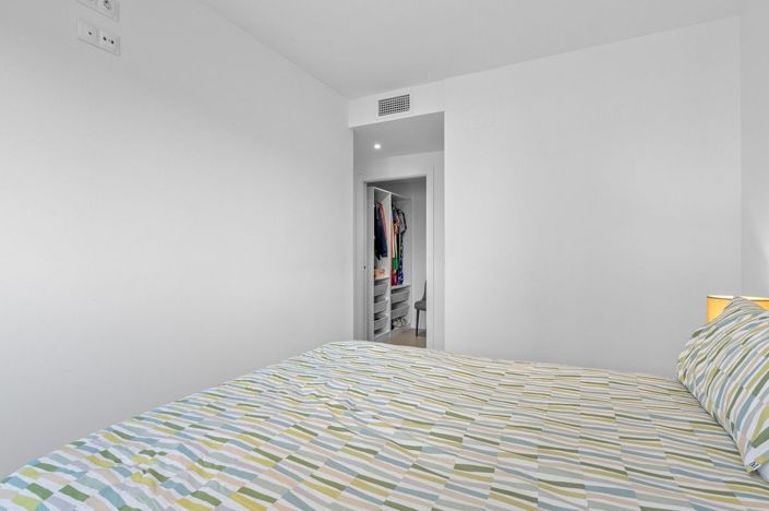 Image No.21-3 Bed Apartment for sale