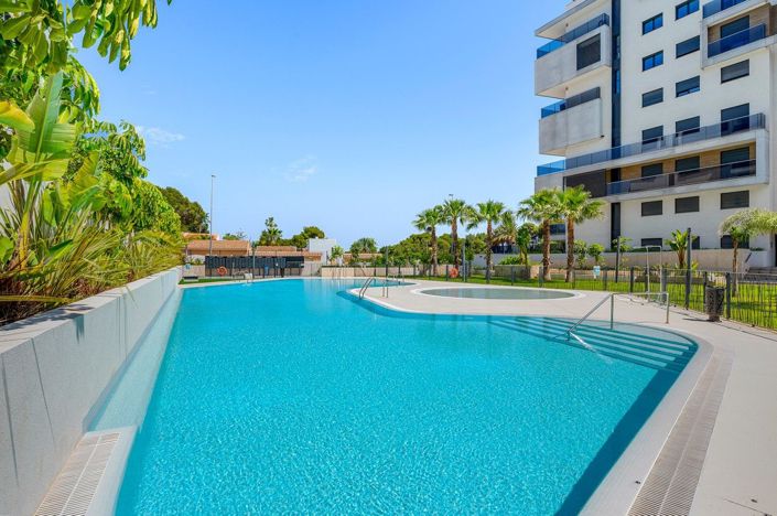 Image No.40-3 Bed Apartment for sale