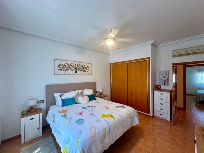 Image No.11-3 Bed Villa for sale