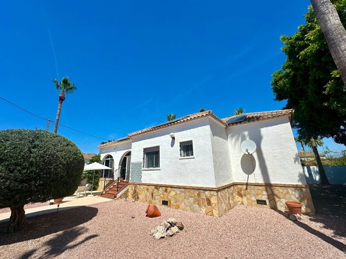 Image No.20-3 Bed Villa for sale