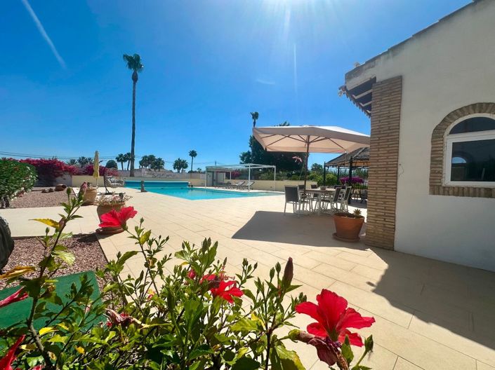 Image No.22-3 Bed Villa for sale