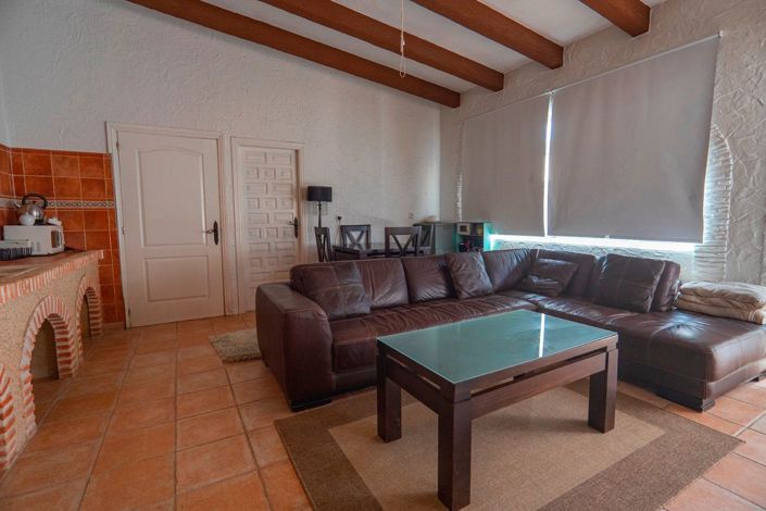 Image No.19-6 Bed Villa for sale