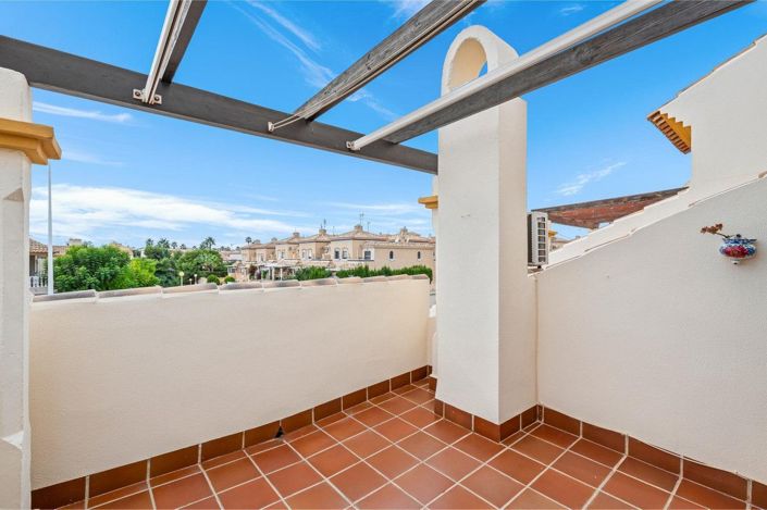 Image No.24-3 Bed House for sale