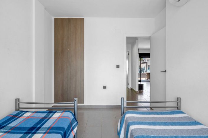 Image No.16-2 Bed Apartment for sale