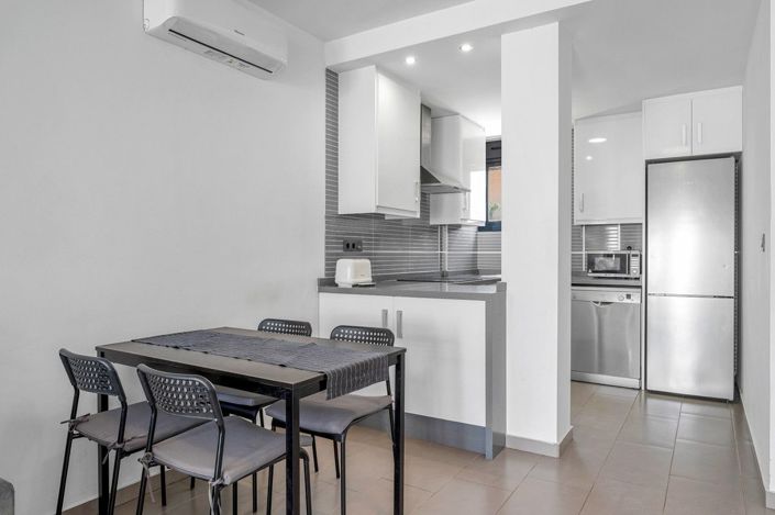 Image No.8-2 Bed Apartment for sale