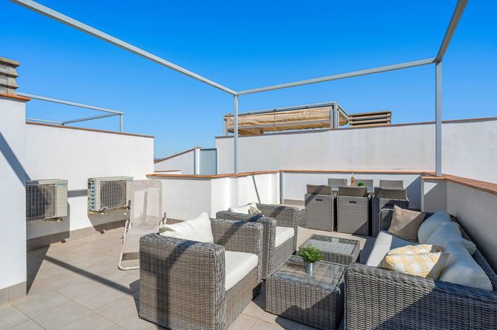 Image No.29-3 Bed House for sale