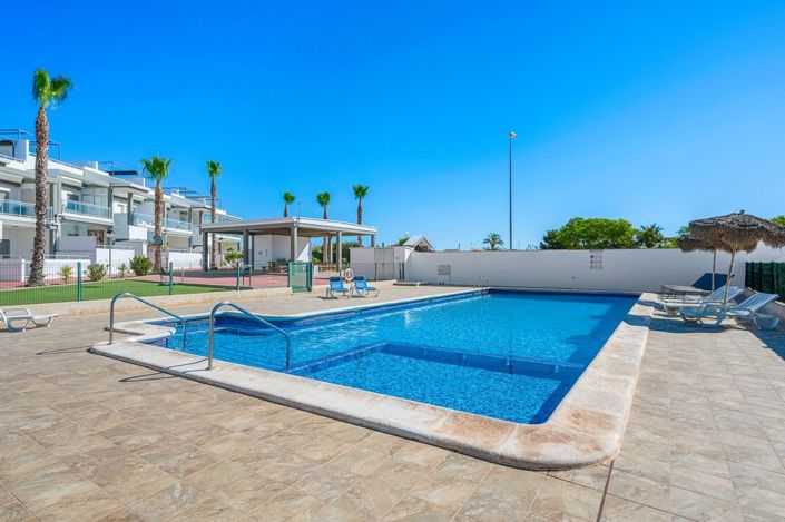 Image No.36-3 Bed House for sale