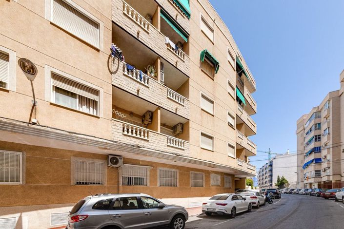 Image No.14-2 Bed Apartment for sale