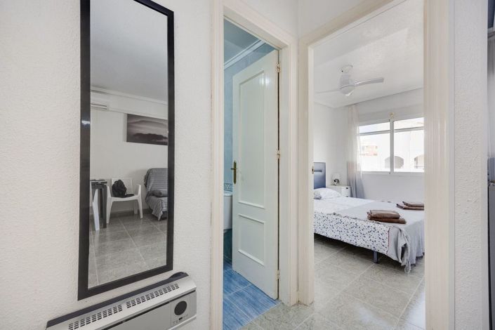 Image No.23-2 Bed Apartment for sale