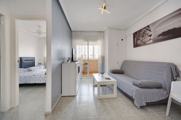 Image No.24-2 Bed Apartment for sale