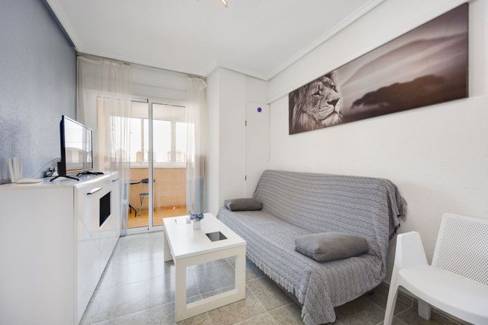 Image No.25-2 Bed Apartment for sale