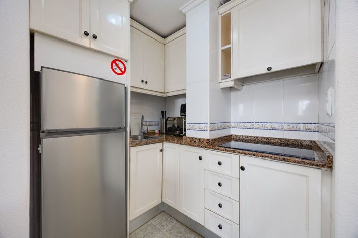 Image No.29-2 Bed Apartment for sale