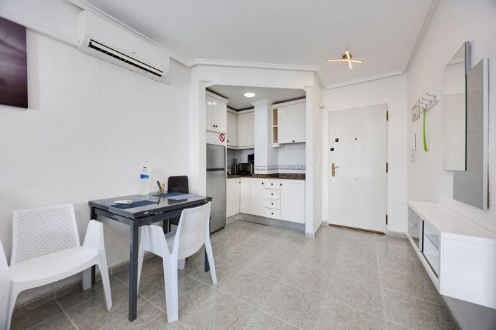 Image No.32-2 Bed Apartment for sale