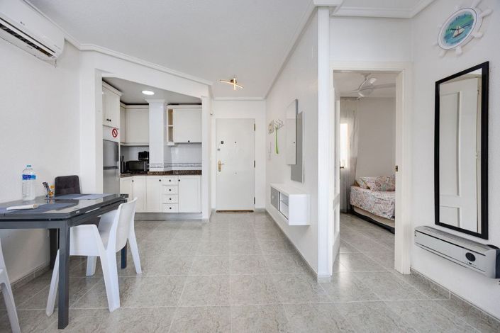 Image No.33-2 Bed Apartment for sale