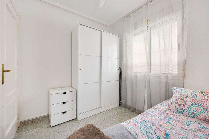 Image No.38-2 Bed Apartment for sale