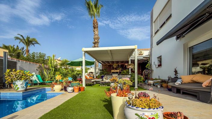 Image No.3-2 Bed Villa for sale