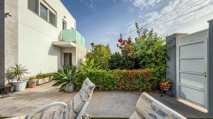 Image No.6-2 Bed Villa for sale