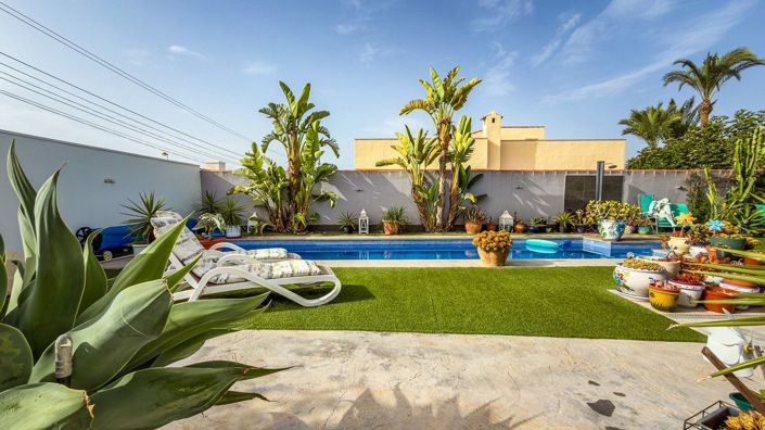 Image No.7-2 Bed Villa for sale